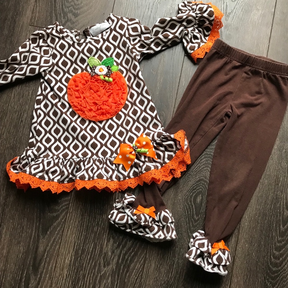 Pumpkin Outfit